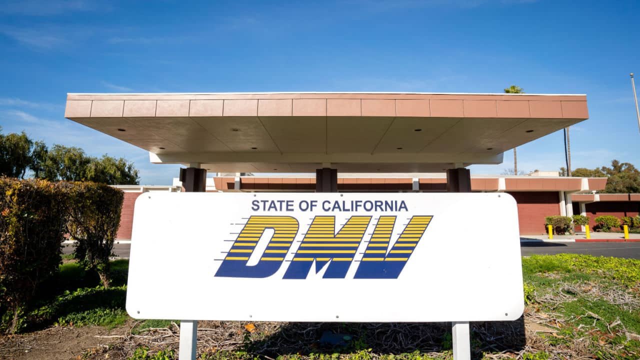 california DMV blockchain tezos